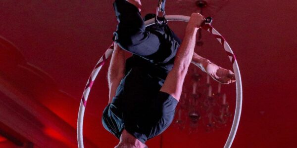 Aerial-Hoop-Cabaret-Performer