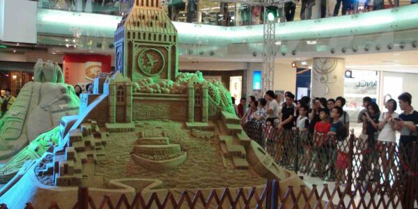 Clock-Tower-Sand-Sculpture-Display