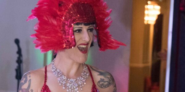 Las-Vegas-Showgirl-Burlesque-Dancer