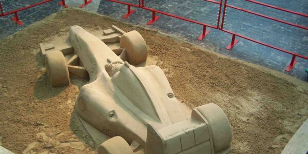 Santander-Sand-Display-Racing-Car