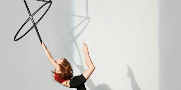 Daredevil-Aerial-Performer