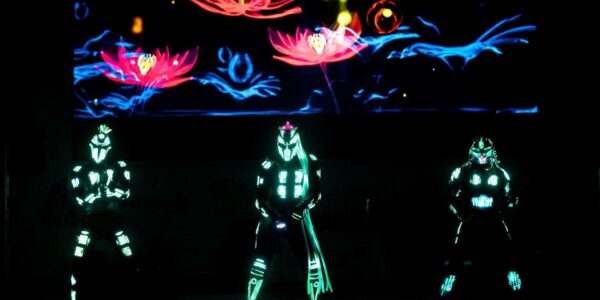 LED-Dance-Troupe-For-Hire