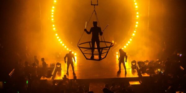 LED-Dance-Troupe-Stage-Performance