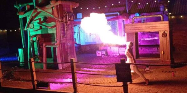 Performer-Breathing-Fire