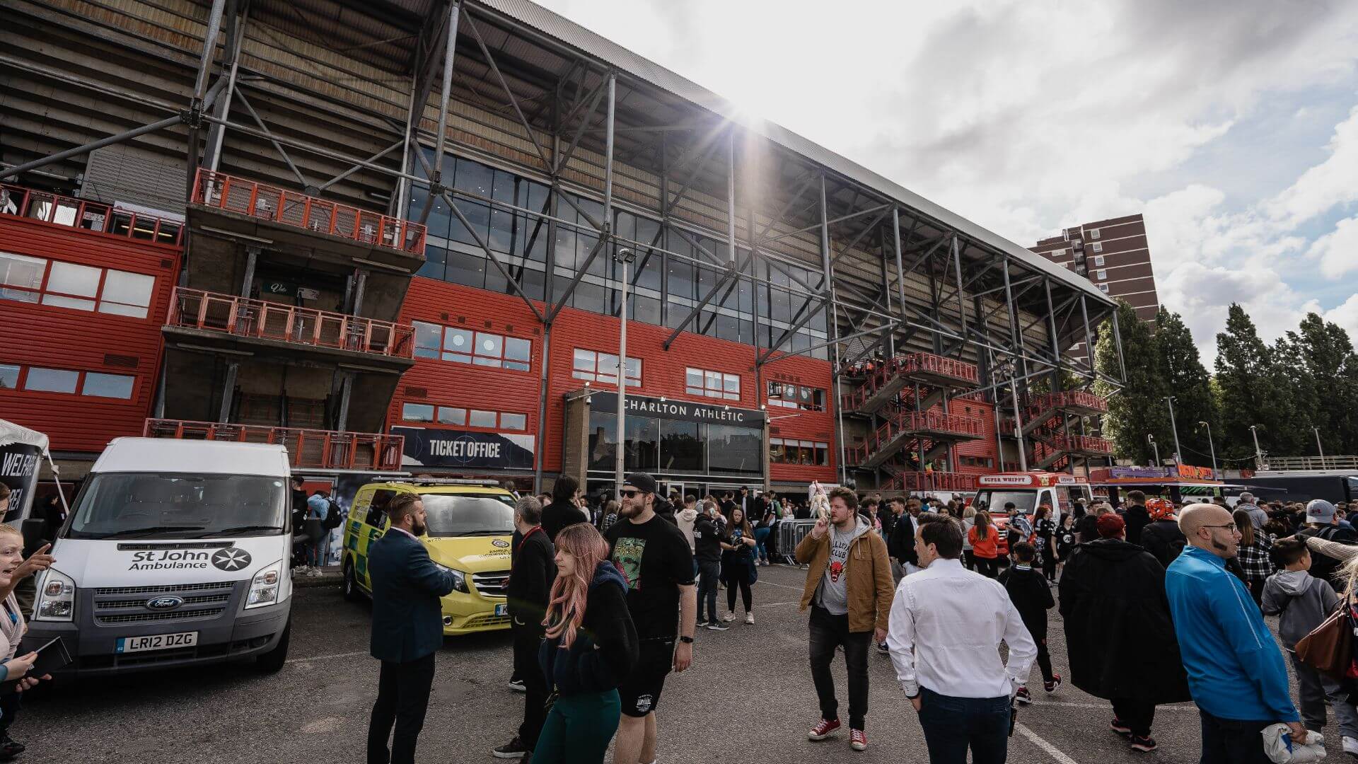 Crowd outside the Charlton Athletic Football Stadium before the match began.