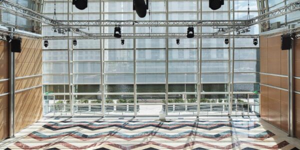 East-Wintergarden-Canary-Wharf-Inside-Main-Space