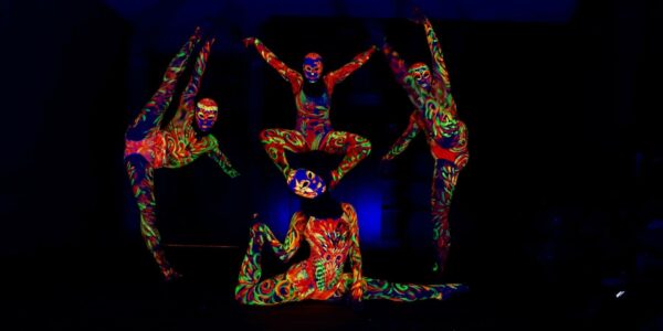 Halloween-UV-Dancers-For-Events