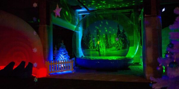 Immersive-Christmas-Dome-For-Hire