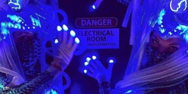 LED-Alien-Walkabout-Performers