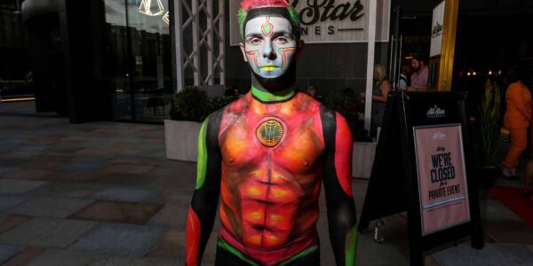 Robot-Themed-Glow-Dancer