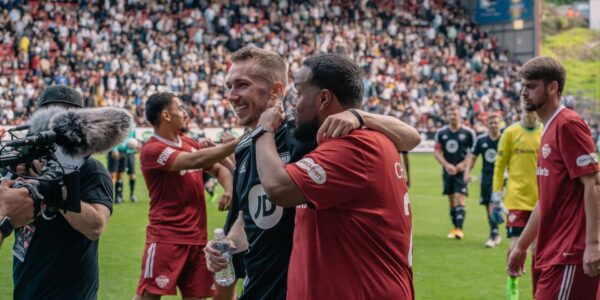 Sidemen-Charity-Football-Match-2022-Chunkz-And-Miniminter
