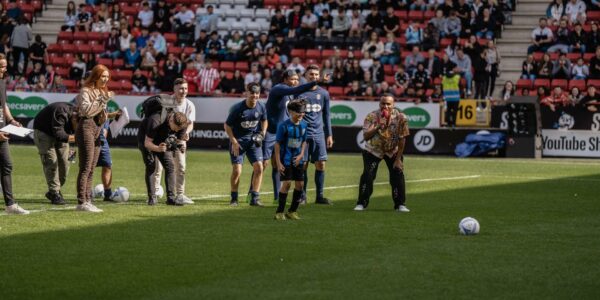 Sidemen-Charity-Football-Match-2022-Pre-Match-Crowd-Penalties