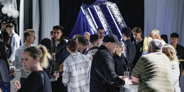 Sidemen-Charity-Match-After-Party-Guests-At-Bar