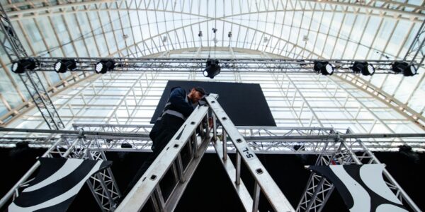 Team-Setting-Up-Stage-Sidemen-Charity-Match-2022-After-Party