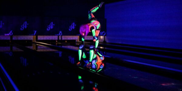 UV-Glow-Dance-Entertainers