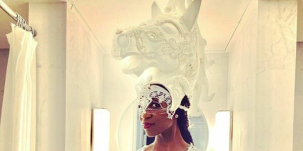 Venetian-Themed-Headdress-Performer