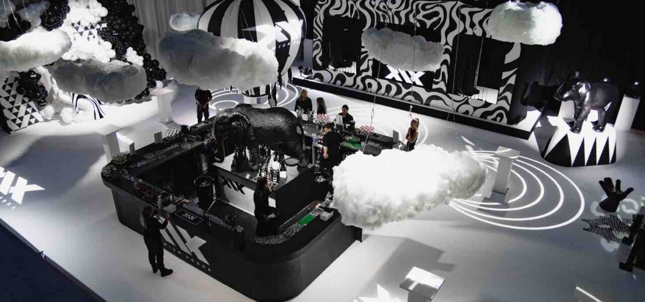 Black-and-White-Circus-Themed-Event