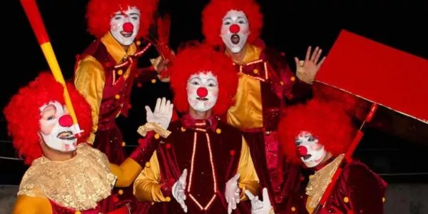 Clown-Circus-Performance