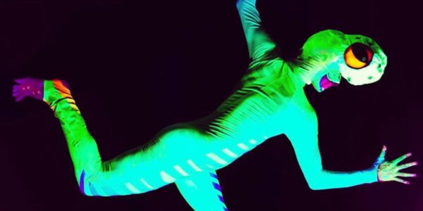 Frog-Glow-Dancer