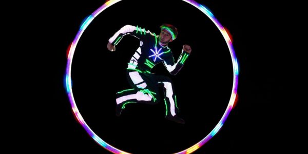 LED-Hoop-Show-Performer