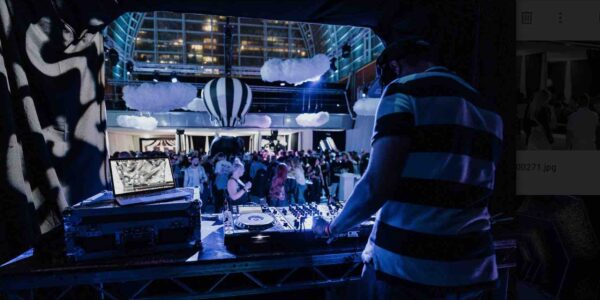 Magical-Circus-Themed-DJ-Booth