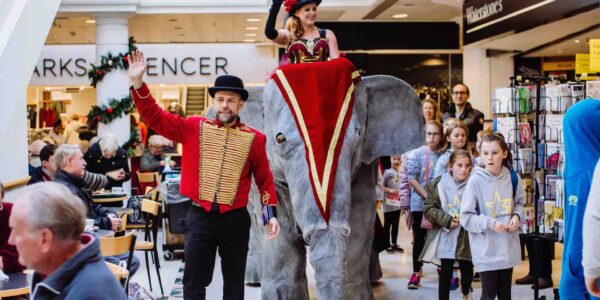 Circus-Elephant-Walkabout-Entertainer