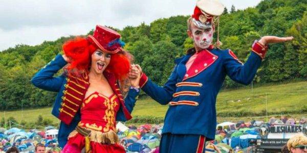 Clown-Themed-Stilt-Performers-For-Hire