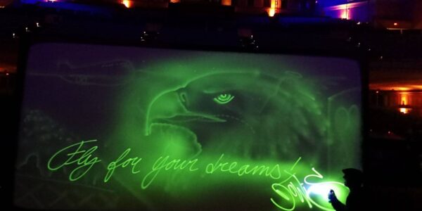 Live-Light-Painting-Show