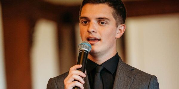 Professional-Swing-Singer-For-Hire