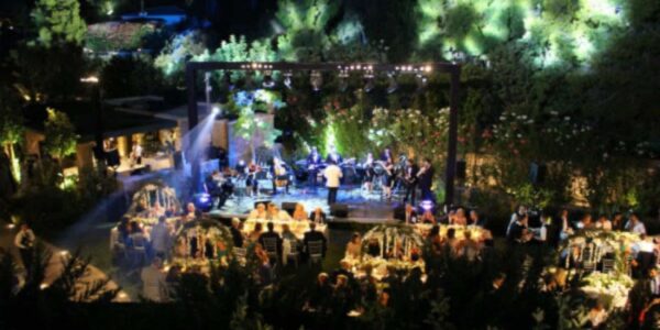 Orchestra-At-Gala-Dinner-Event