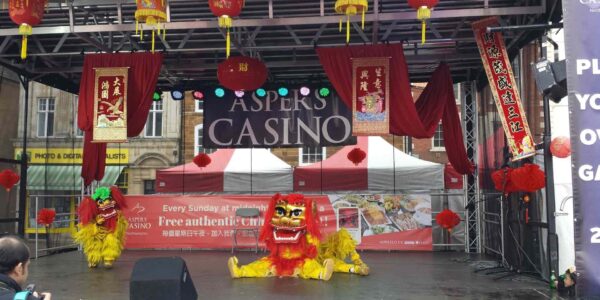Lion-Dance-With-Baby-Lion-Stage-Performance