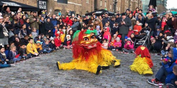 Live-Show-Lion-Dance-Entertainers-For-Hire