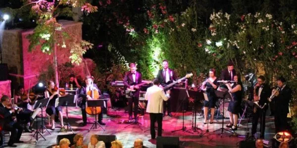 Modern-Orchestra-For-Hire