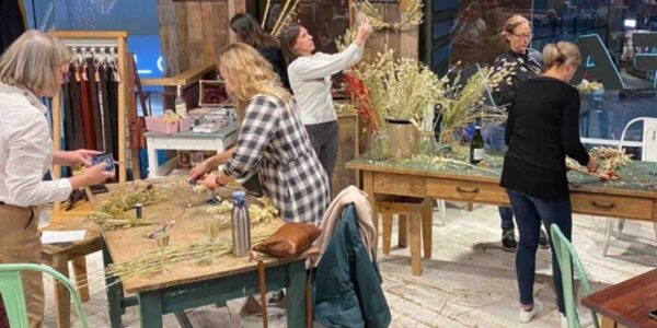 Dried-Floral-Wreath-Workshop