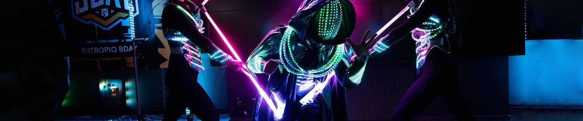 LED-Dancers-Pixel-Poi-Stage-Show