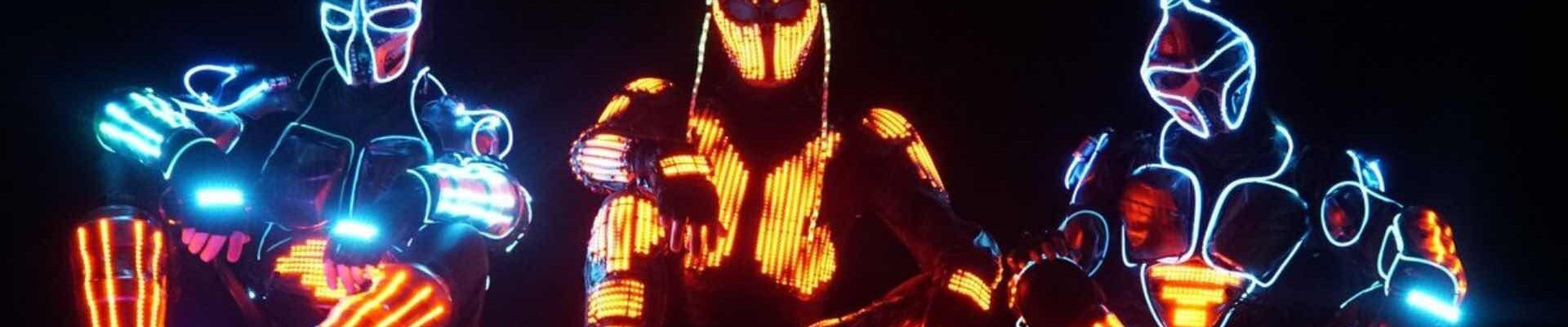 LED-Dancers-Sitting-On-Stage