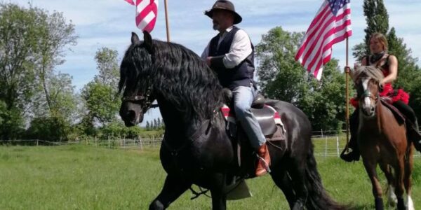 Stunt-Horse-Riding-Black-Horse