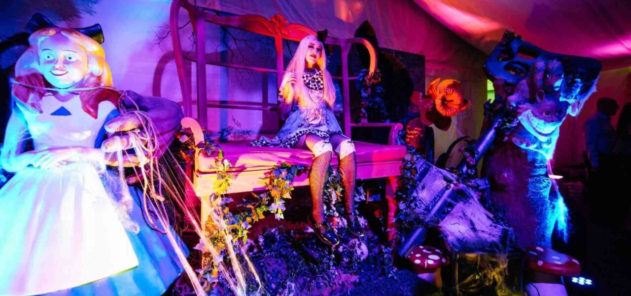 Twisted-Alice-Immersive-Themed-Event-For-Halloween