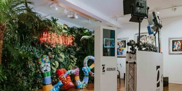 Boomering-Photo-Booth-Palm-Trees