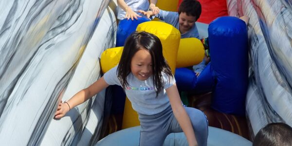 Inflatable-Obstacle-Course-Little-Girl