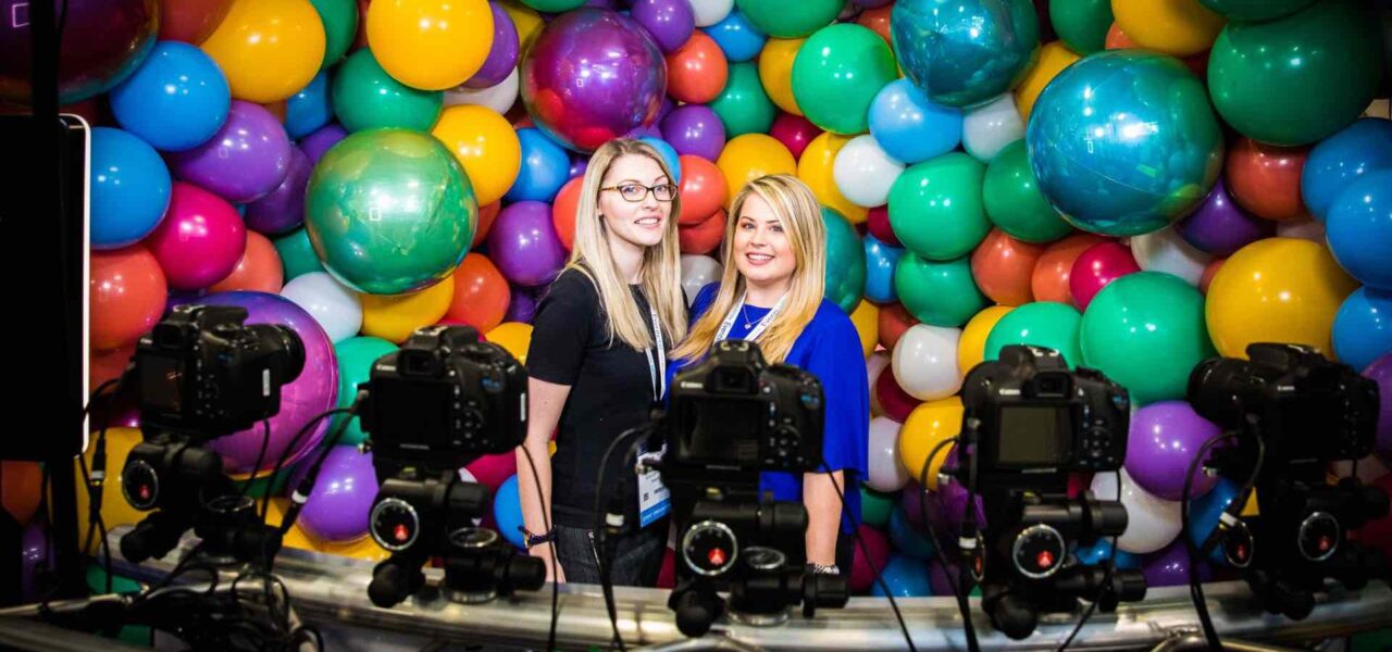 Social-Media-Photo-Booth-Balloons
