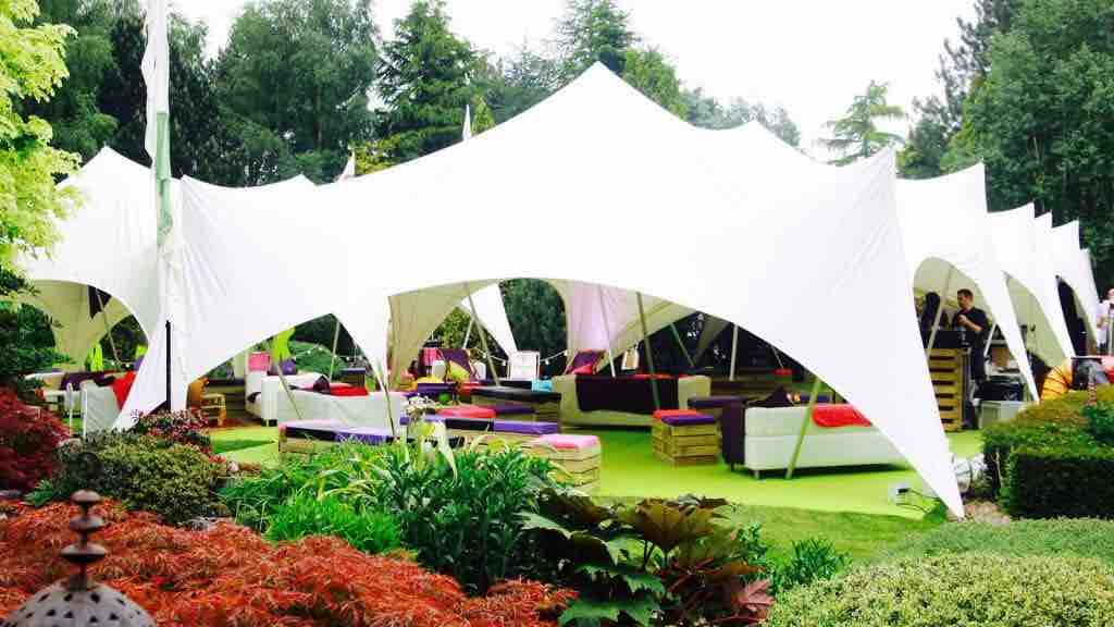 How To Host a Company Summer Party