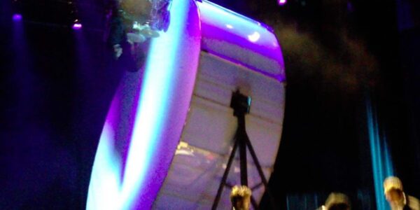 Giant-Drum-Show-For-Events
