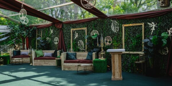 Marquee-Pallet-Furniture