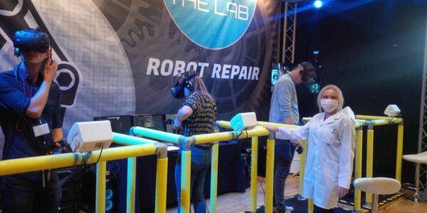 Virtual-Reality-Game-Hire-The-Lab