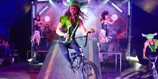 Circus-Show-BMX