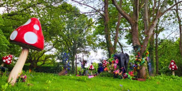 Enchanted-Garden-Mushroom-Elephant-Props