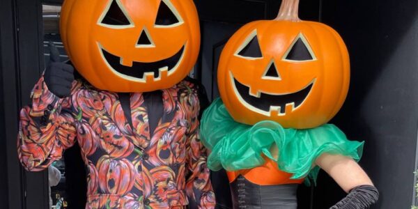 Giant-Pumpkin-Heads-For-Halloween