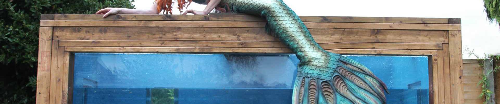 Mermaid-Tank-With-Mermaid