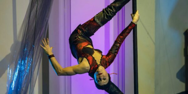 Acrobat-Upside-Down-Sustainable-Themed-Circus